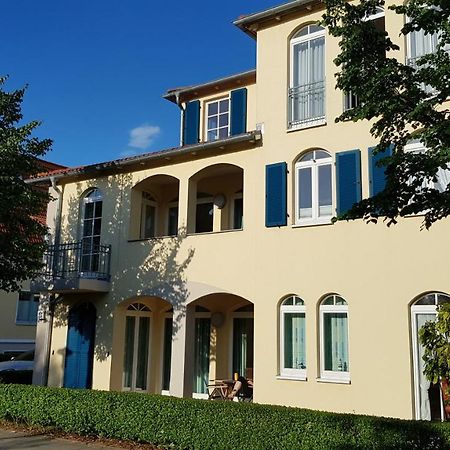 Strandkuesschen Kuehlungsborn Exterior foto